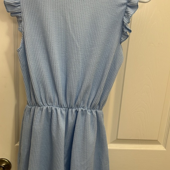 CAUTION TO THE WIND - Picture 3 of 4